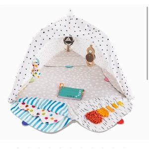 Lovevery play gym + extra black and white card set